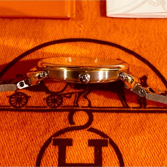 🛑SOLD🛑 ⏰⏱🕰Authentic Hermes Two Tone Clipper Watch - Picture 7 of 16